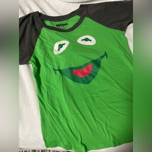 Green Muppet character - kermit the frog Graphic T-Shirt